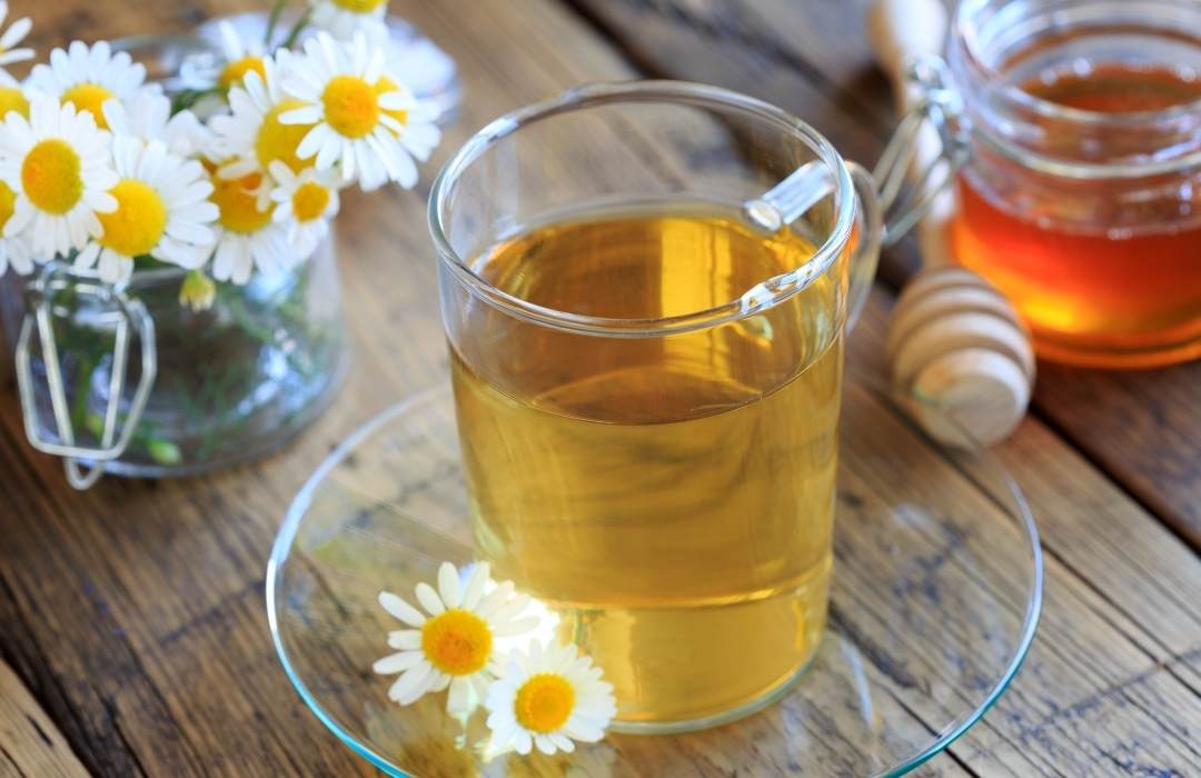 8 Infusiones para Dormir Mejor y Relajarse